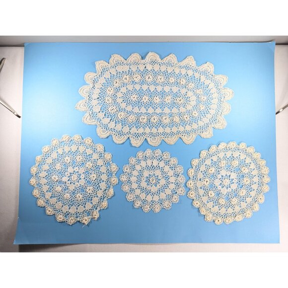 Antique hand made Irish crochet lace doilies mixed sizes set of 4, decorative - Picture 10 of 10